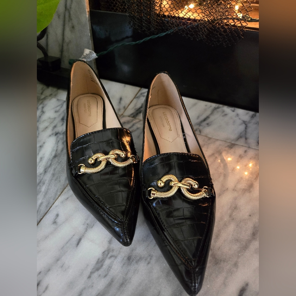 LIZ CLAIBORNE LOAFERS - Picture 2 of 7